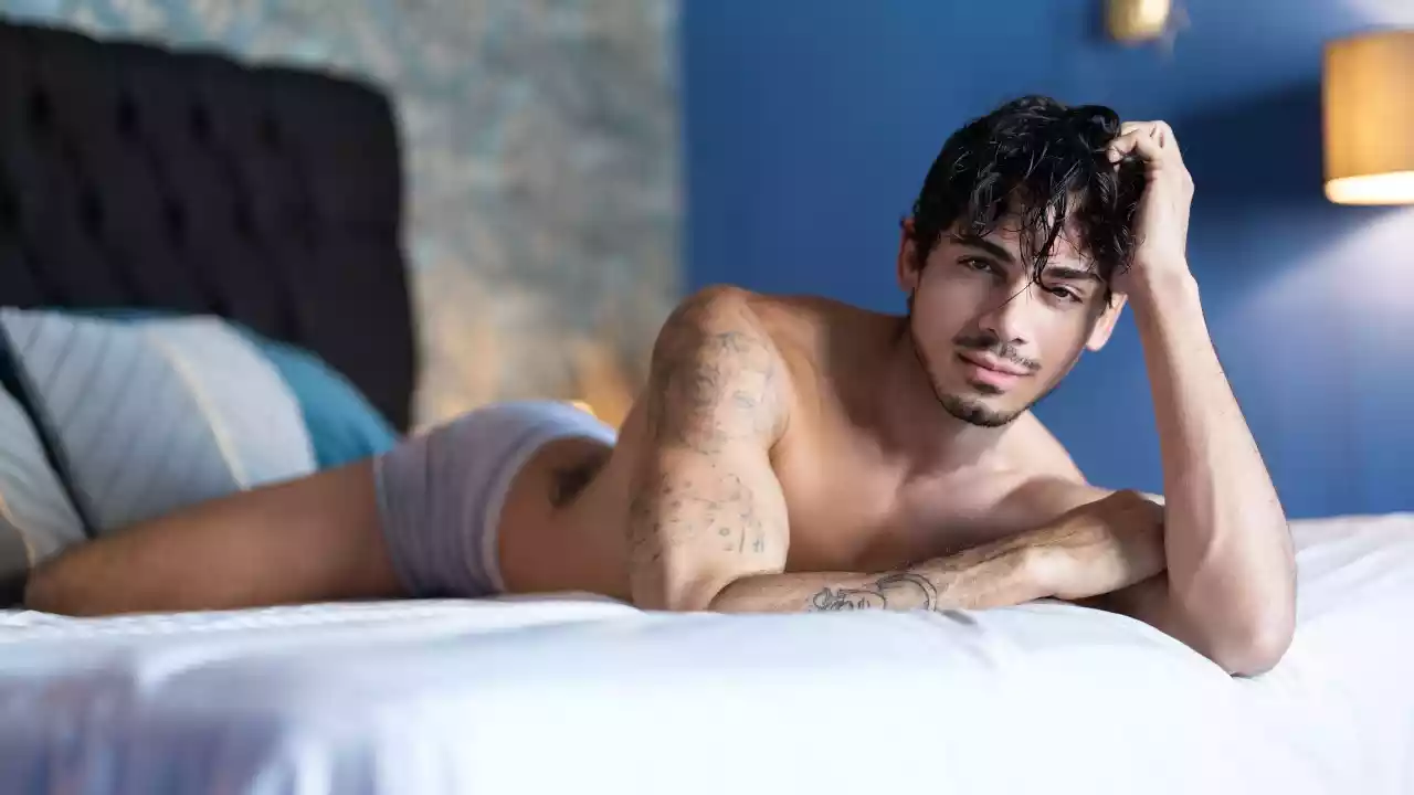 A Day With Ashton – Kane Fox and Ashton Summers