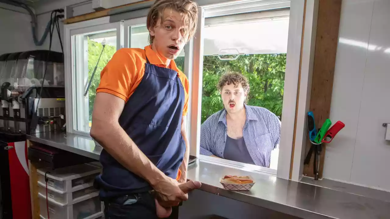 Hungry For His Junk…Food – Leo Louis and Thick Angel