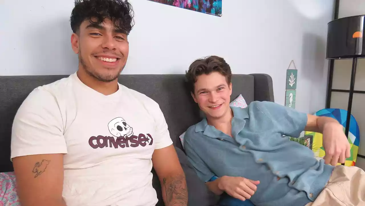 Hairy Boy Gets Bare Twink Cock Up Ass – Bruce Garcia and Adam Tyme