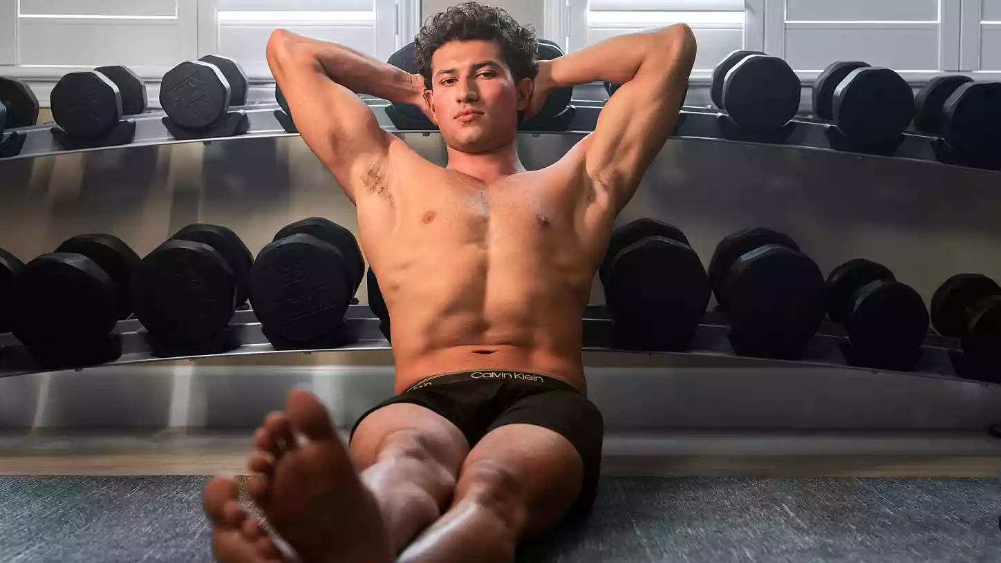 Enzo Works Out